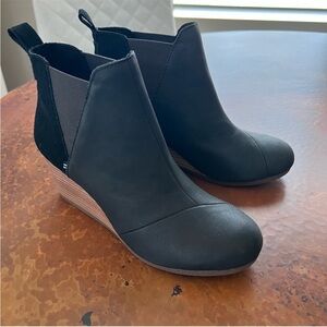 TOMS Kelsey Wedge Bootie
